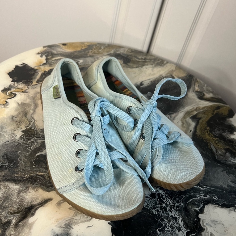 Y2K Blowfish Malibu Low Rise Sneaker